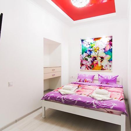 Art Apartments On Deribasovskaya Odessza Kültér fotó